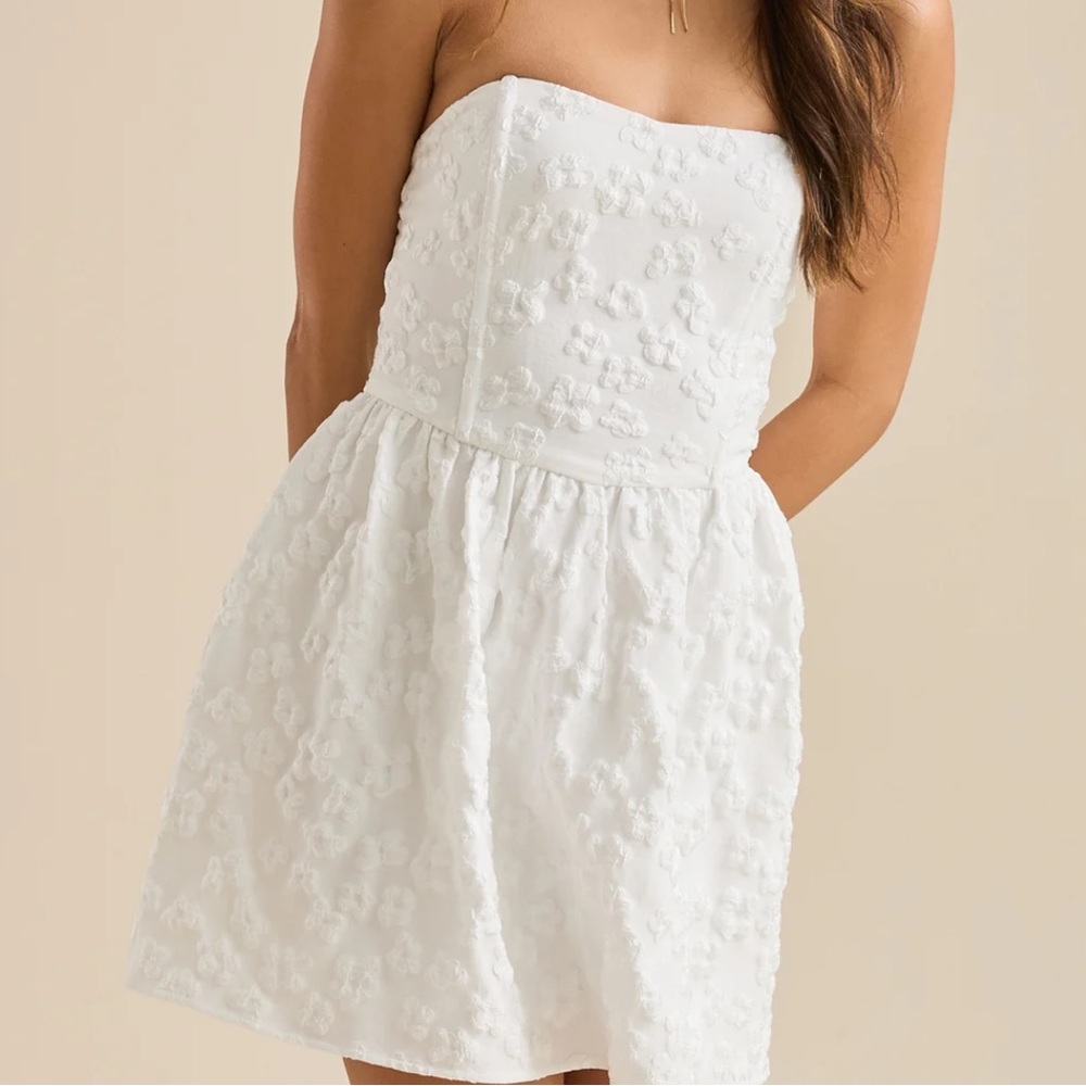 Altar’d State Emberly Strapless Mini Dress